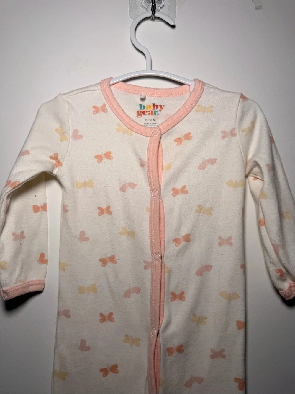 Baby gear butterfly pattern white pink footed coveralls pajama button clasp